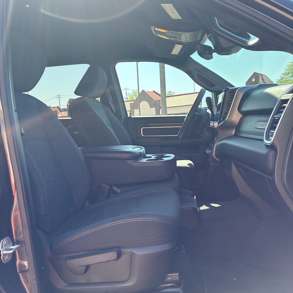 2026 Ram 2500 Big Horn Crew Cab 4x4 8' Box