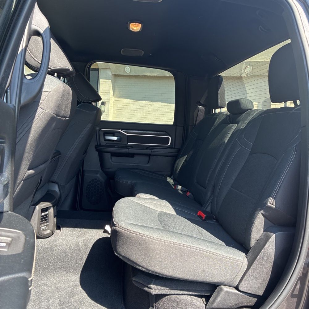 2026 Ram 2500 Big Horn Crew Cab 4x4 8' Box