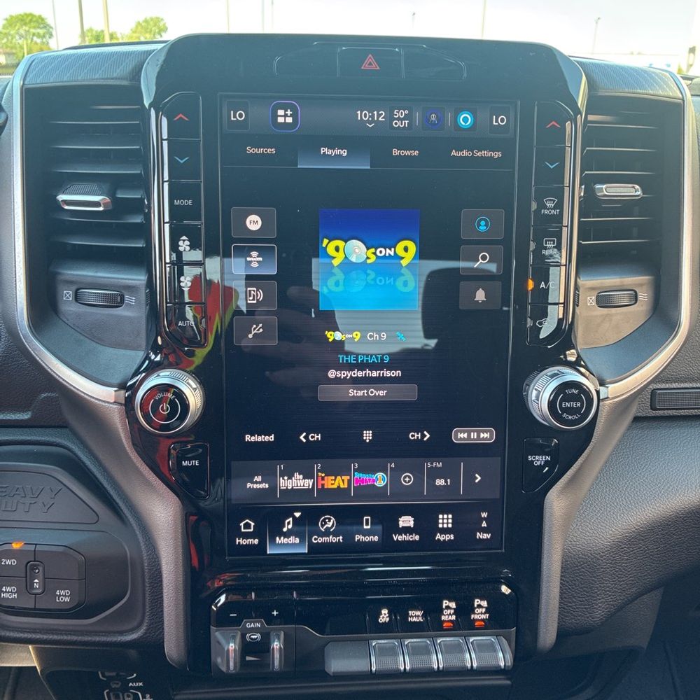 2026 Ram 2500 Big Horn Crew Cab 4x4 8' Box