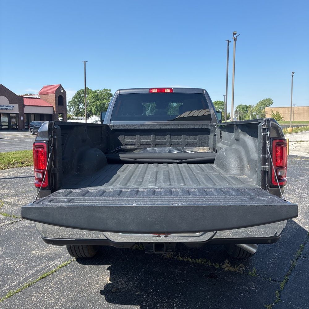 2026 Ram 2500 Big Horn Crew Cab 4x4 8' Box