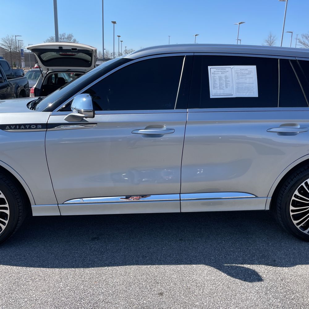 2022 Lincoln Aviator Black Label