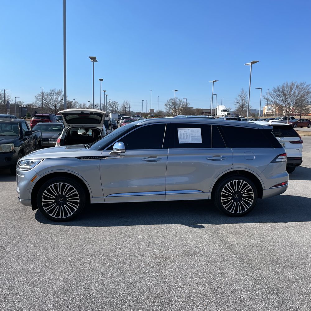 2022 Lincoln Aviator Black Label
