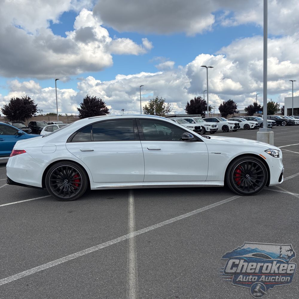 2025 Mercedes-Benz S-Class AMG S 63 E Performance