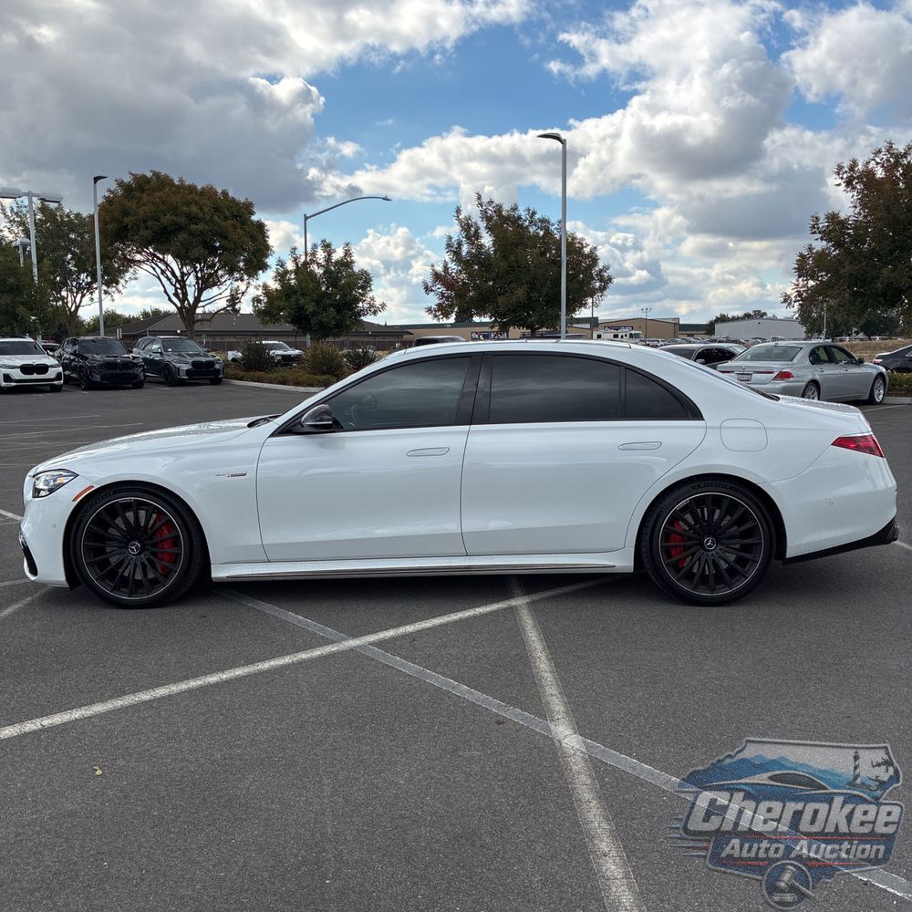 2025 Mercedes-Benz S-Class AMG S 63 E Performance
