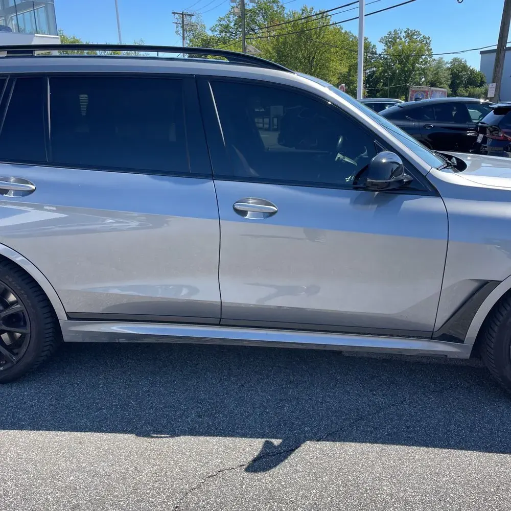 2023 BMW X7 M60i