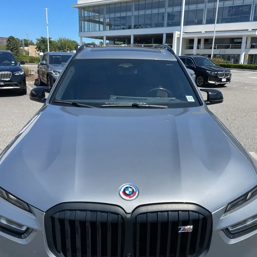 2023 BMW X7 M60i