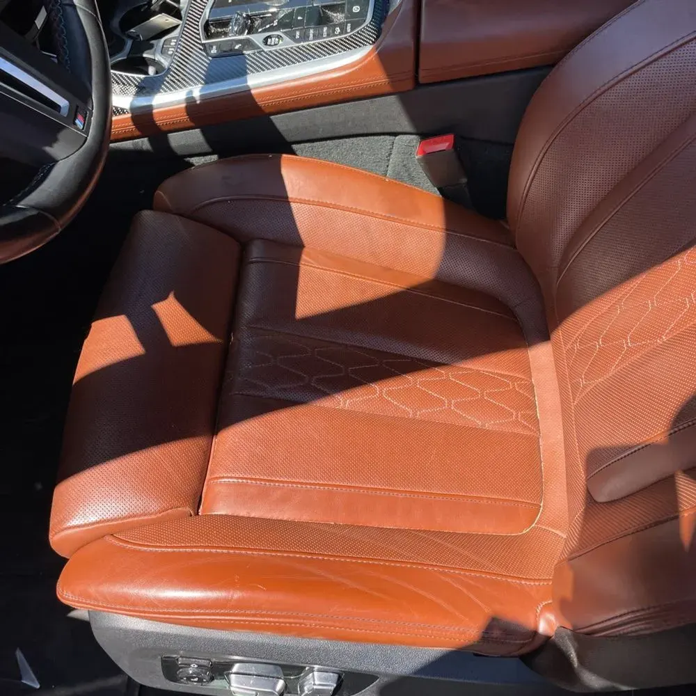 2023 BMW X7 M60i