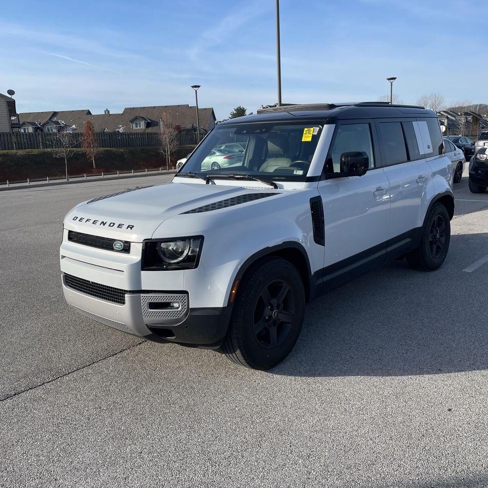 2022 Land Rover Defender 110 S