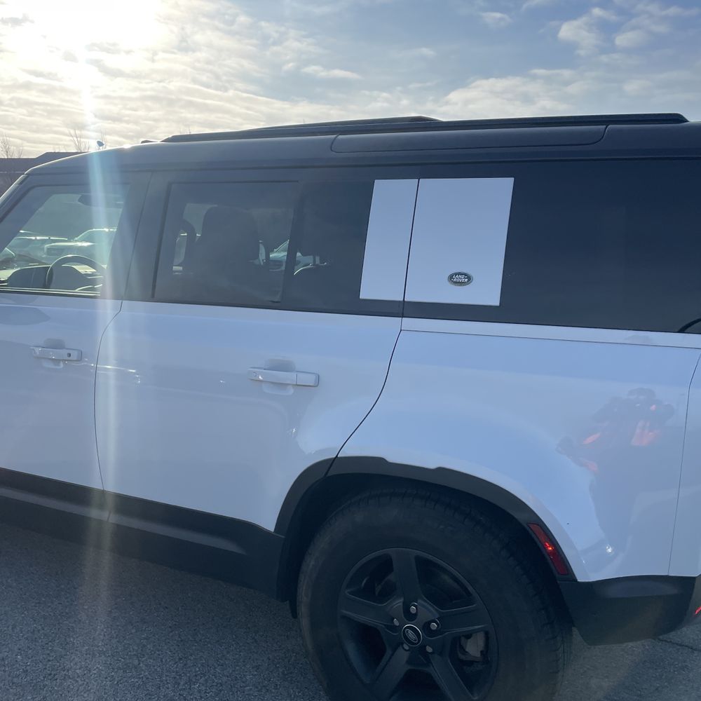 2022 Land Rover Defender 110 S