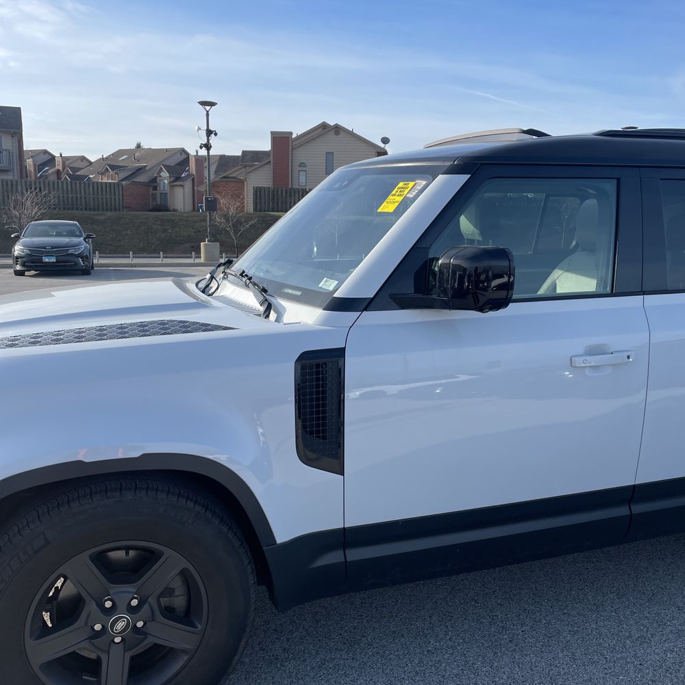 2022 Land Rover Defender 110 S