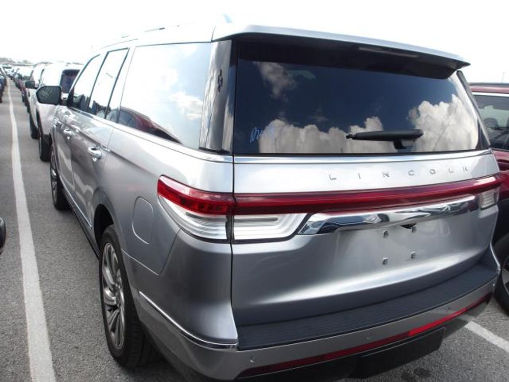 2023 Lincoln Navigator Reserve