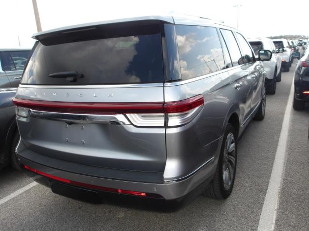 2023 Lincoln Navigator Reserve