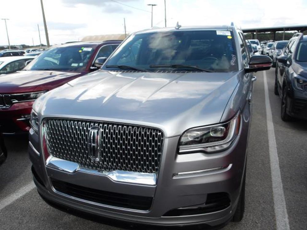 2023 Lincoln Navigator Reserve
