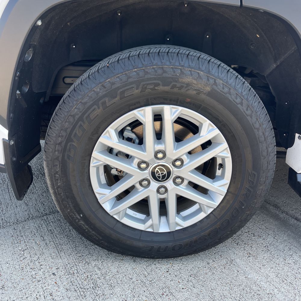 2024 Toyota Sequoia SR5