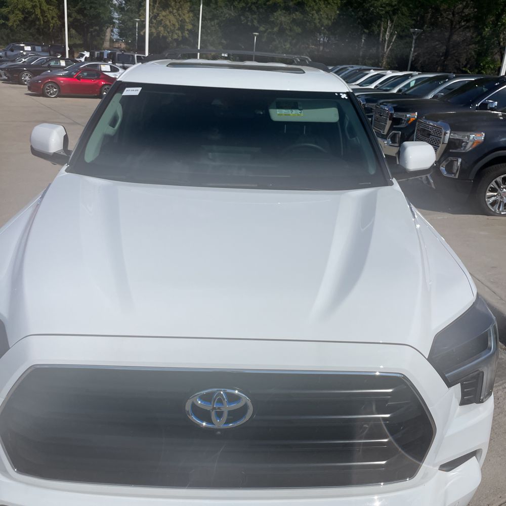 2024 Toyota Sequoia SR5