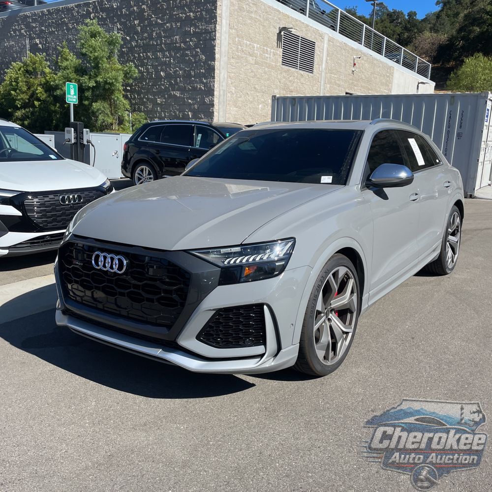 2023 Audi RS Q8