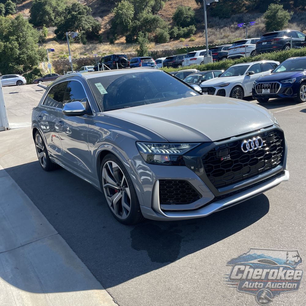 2023 Audi RS Q8