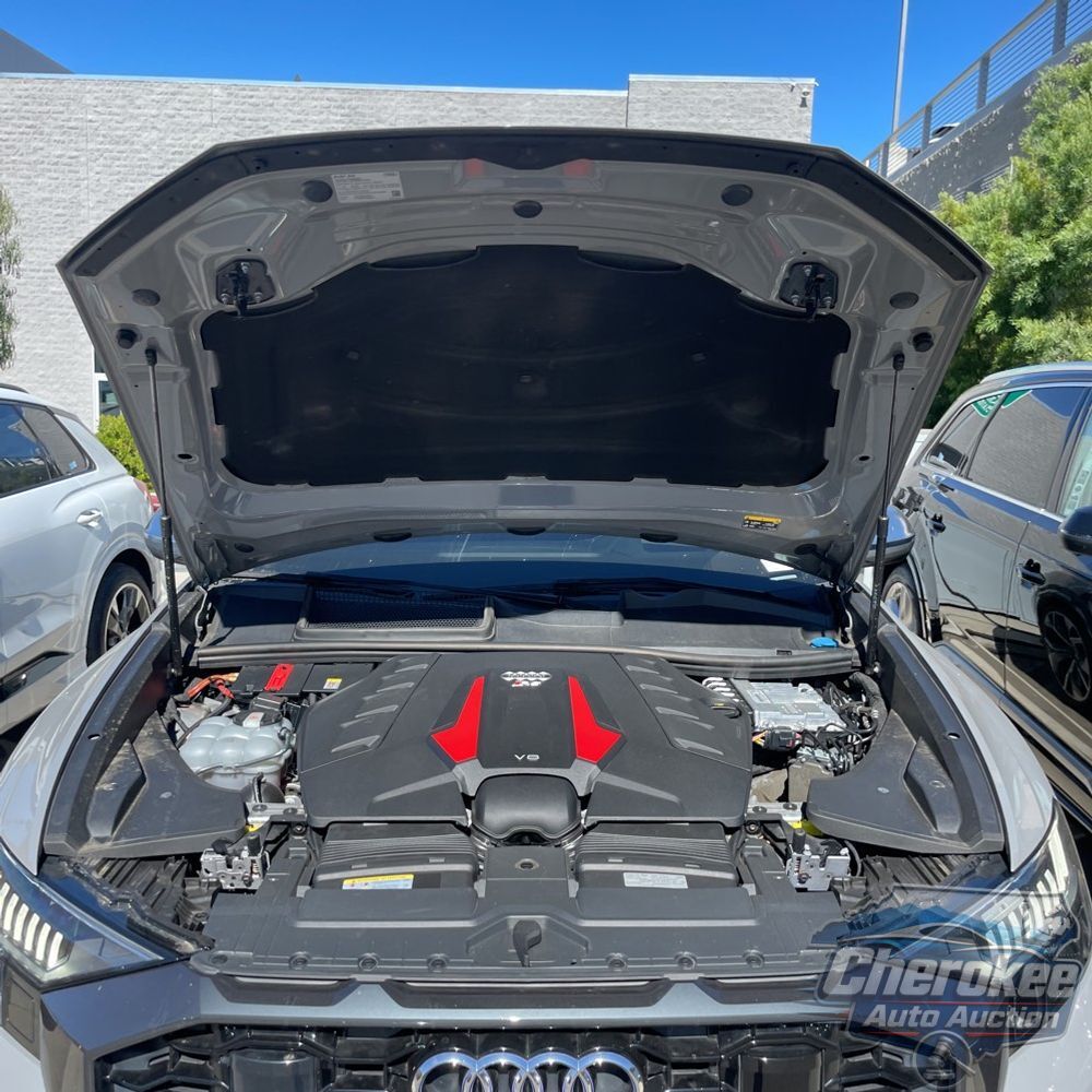 2023 Audi RS Q8