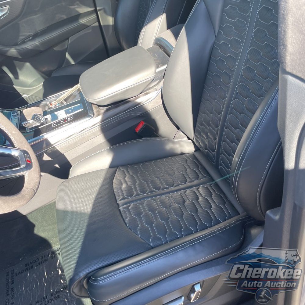 2023 Audi RS Q8