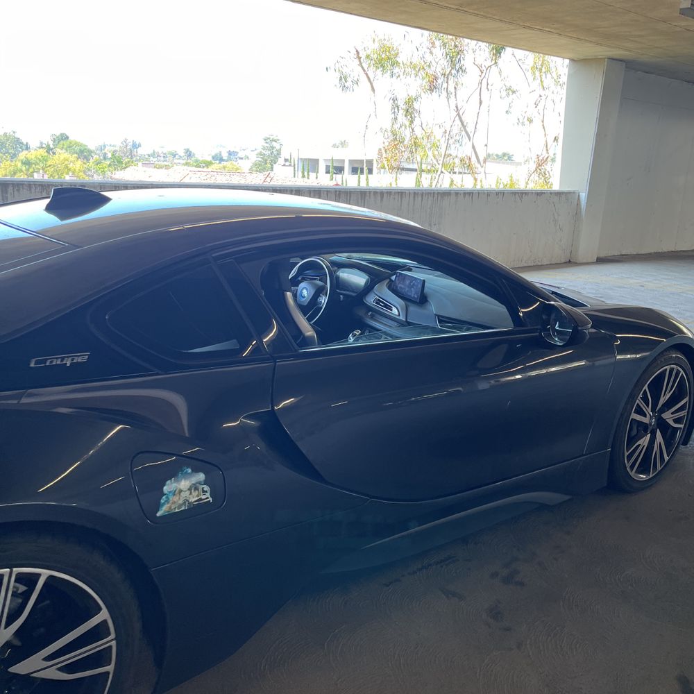 2019 BMW i8