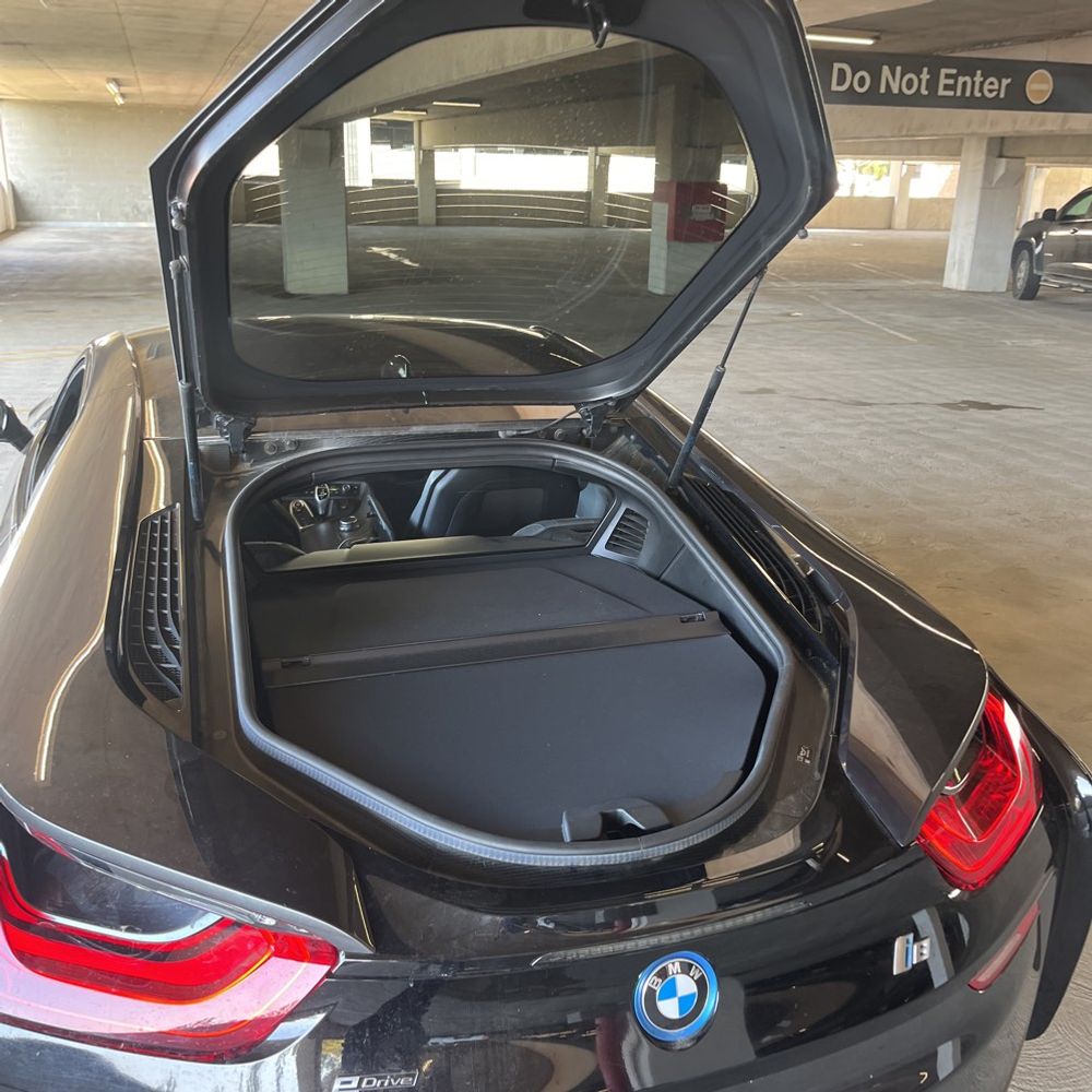 2019 BMW i8