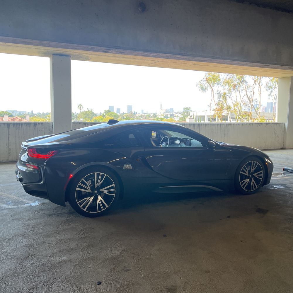 2019 BMW i8