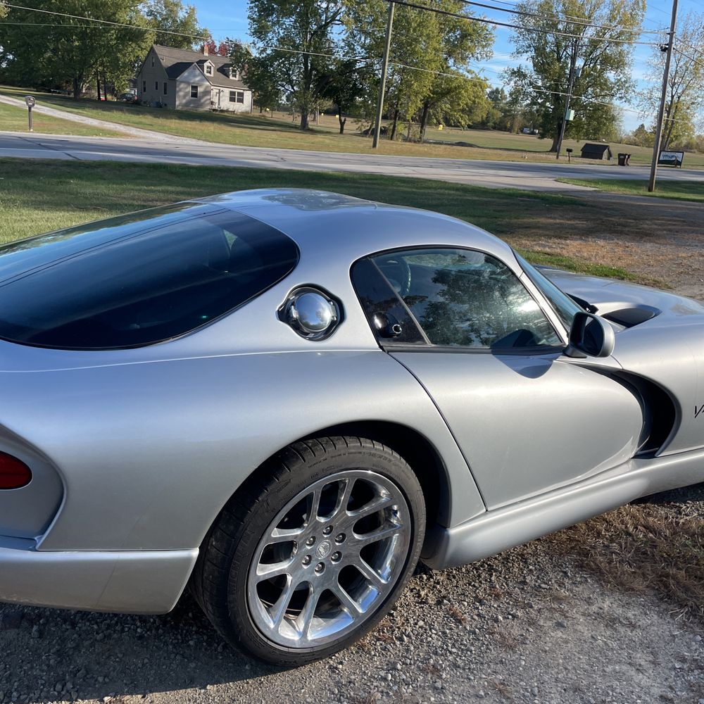 1999 Dodge Viper GTS
