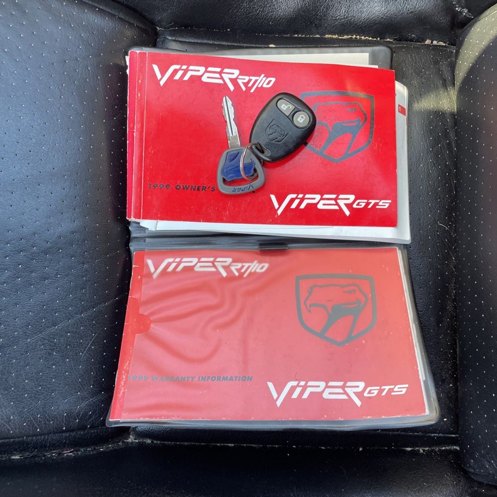 1999 Dodge Viper GTS