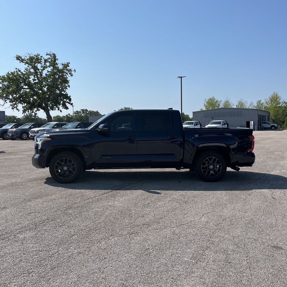 2024 Toyota Tundra Platinum