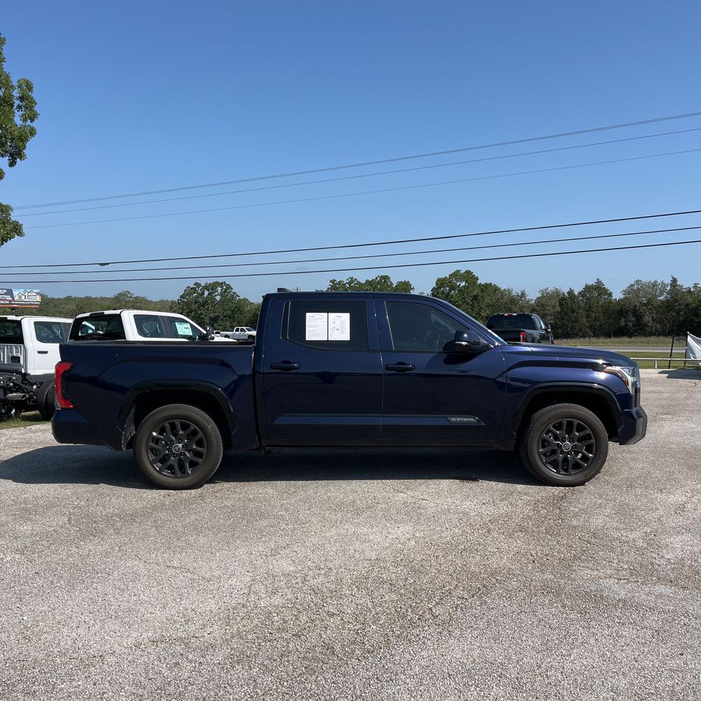 2024 Toyota Tundra Platinum