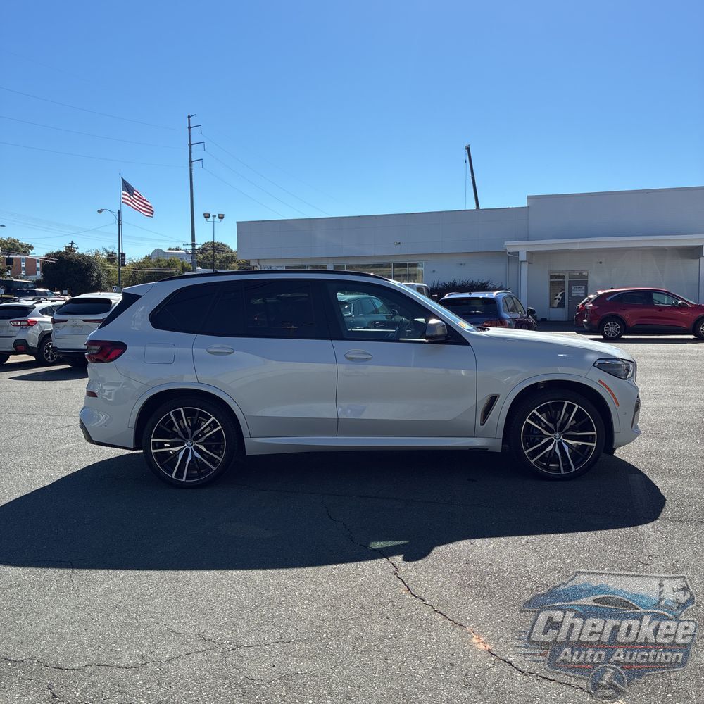 2023 BMW X5 M50i