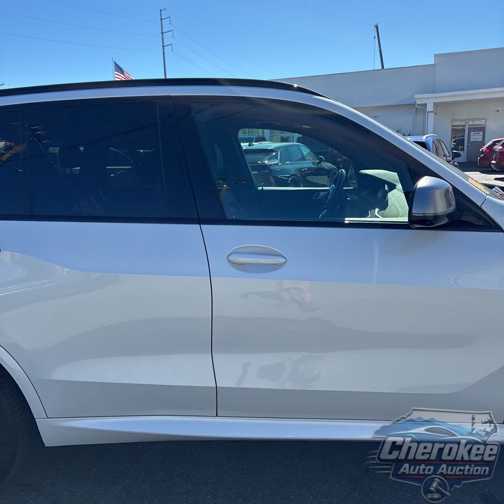 2023 BMW X5 M50i