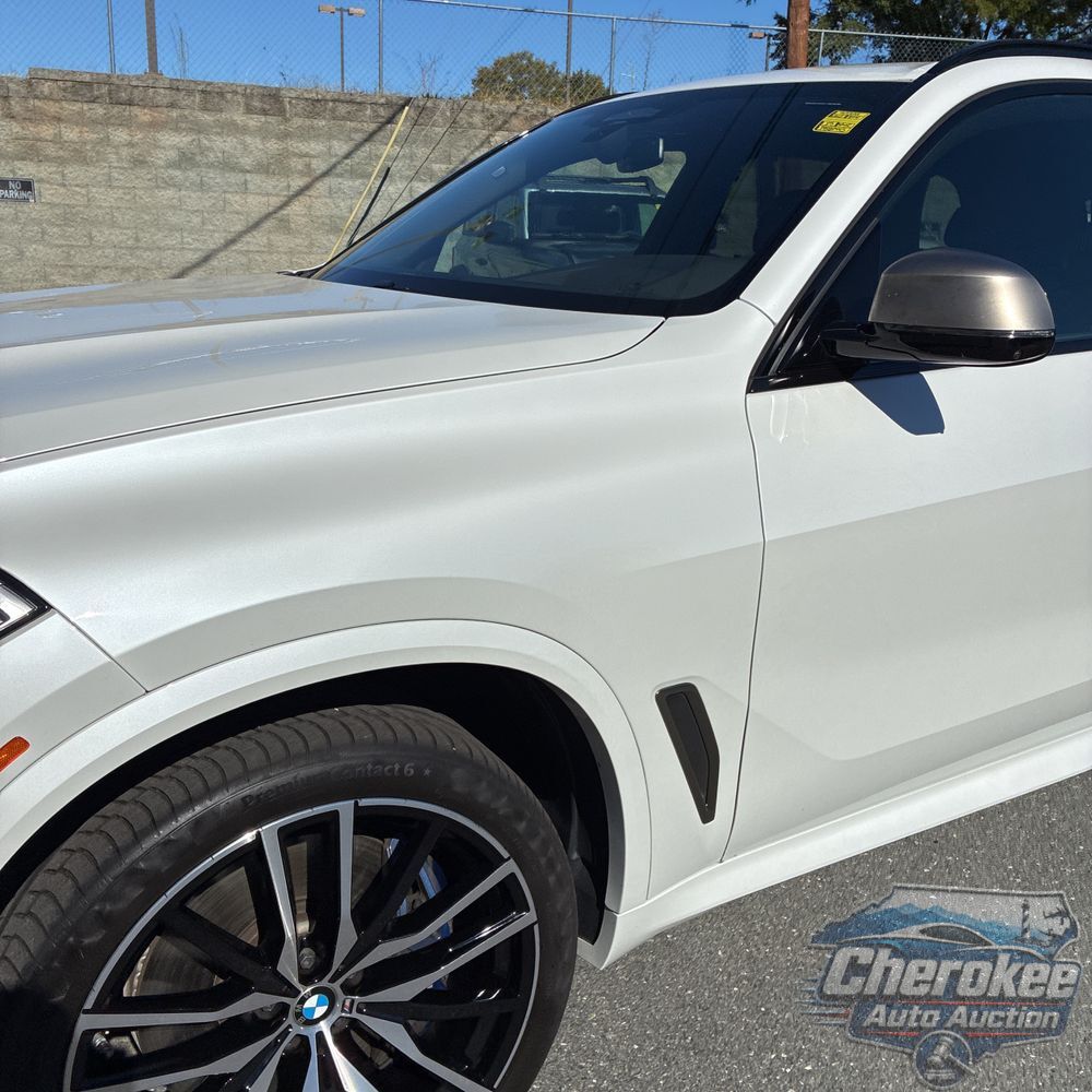 2023 BMW X5 M50i
