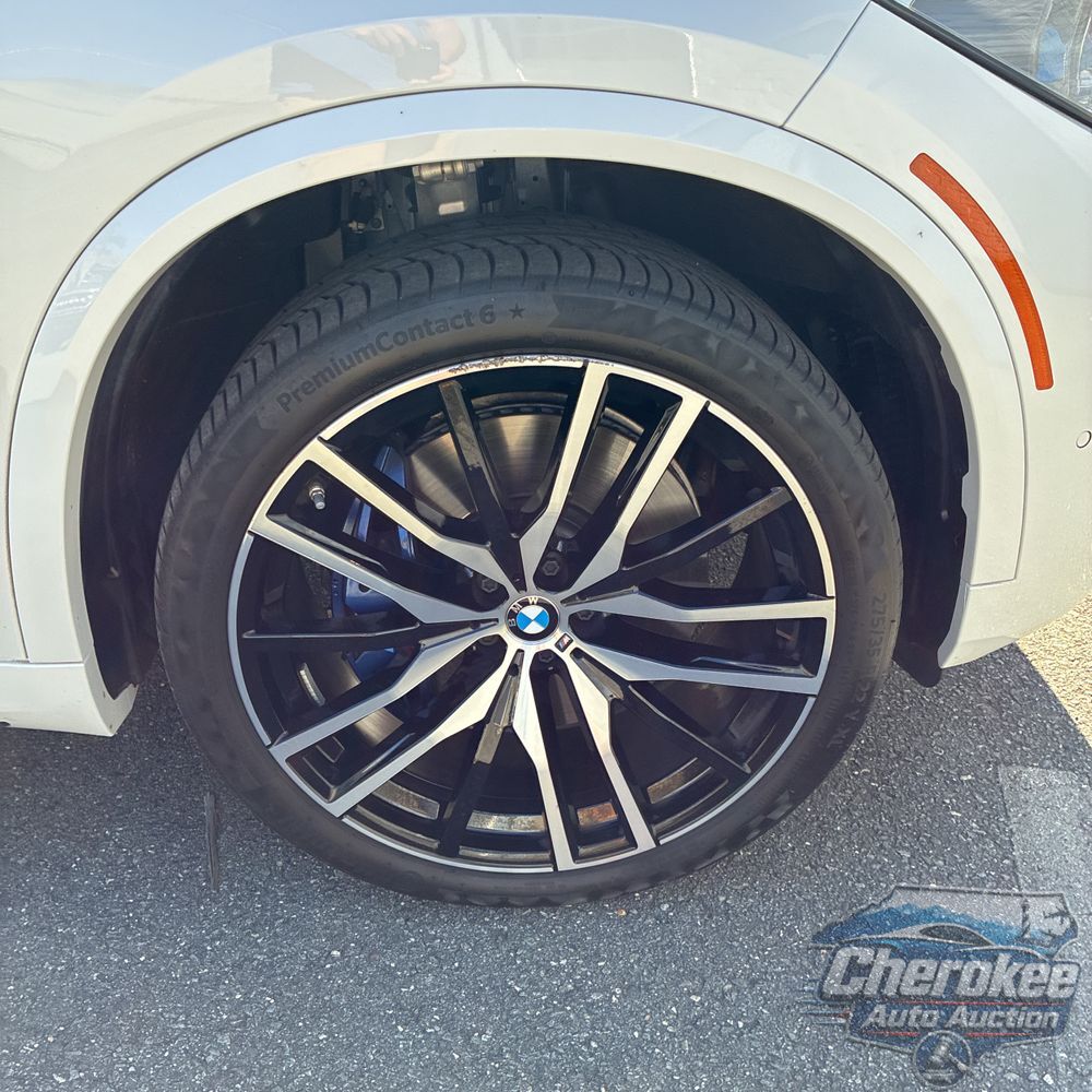 2023 BMW X5 M50i