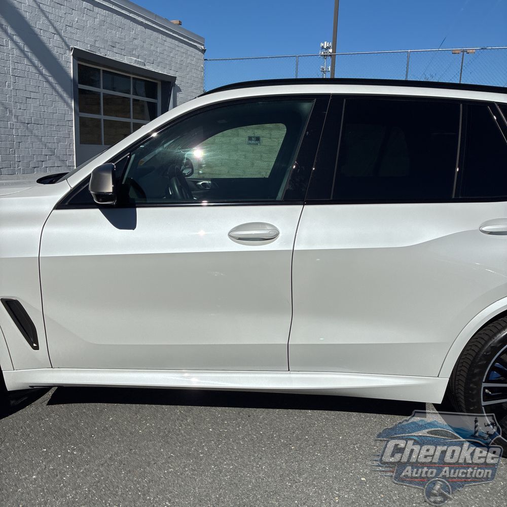 2023 BMW X5 M50i
