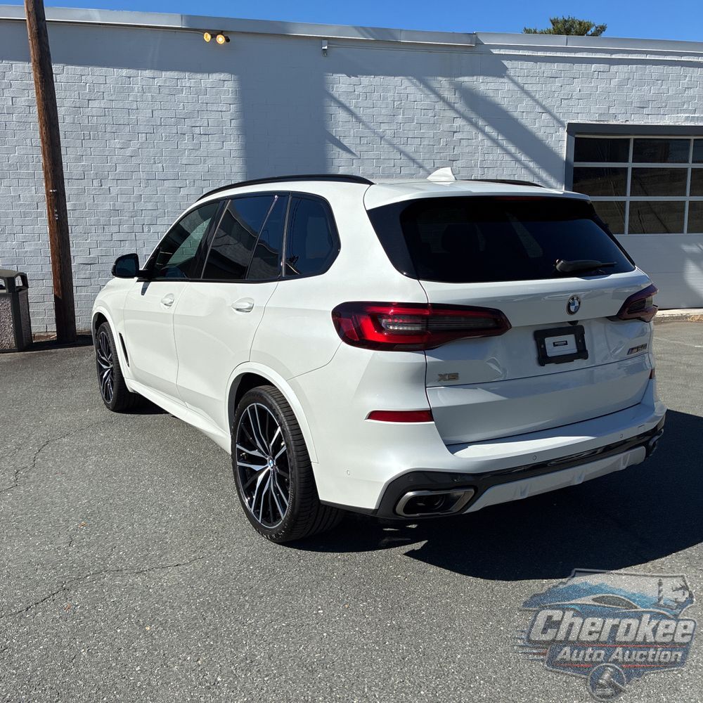 2023 BMW X5 M50i