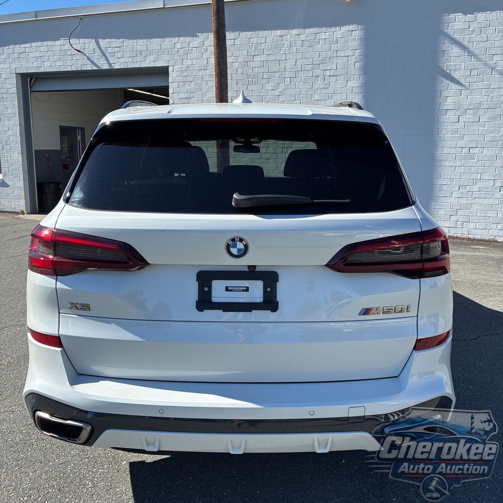 2023 BMW X5 M50i