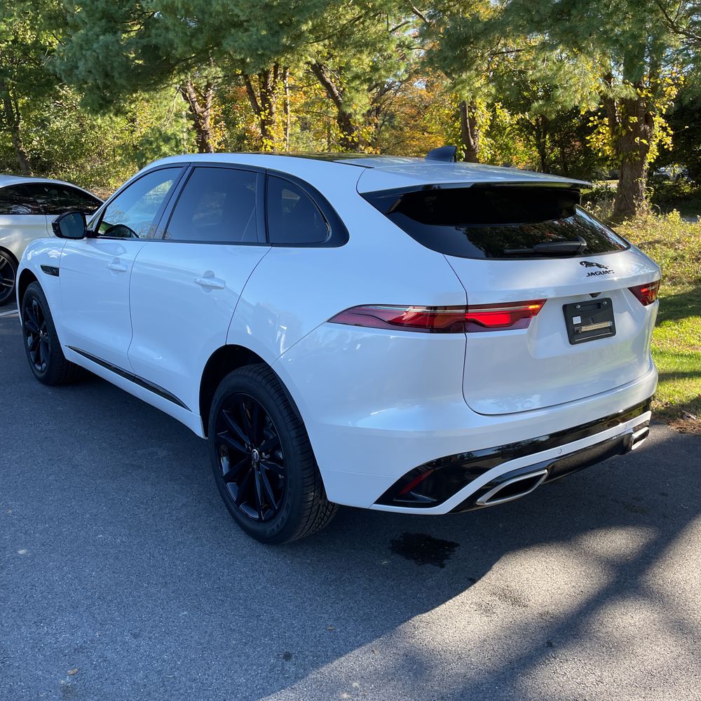 2024 Jaguar F-Pace P400 R-Dynamic S