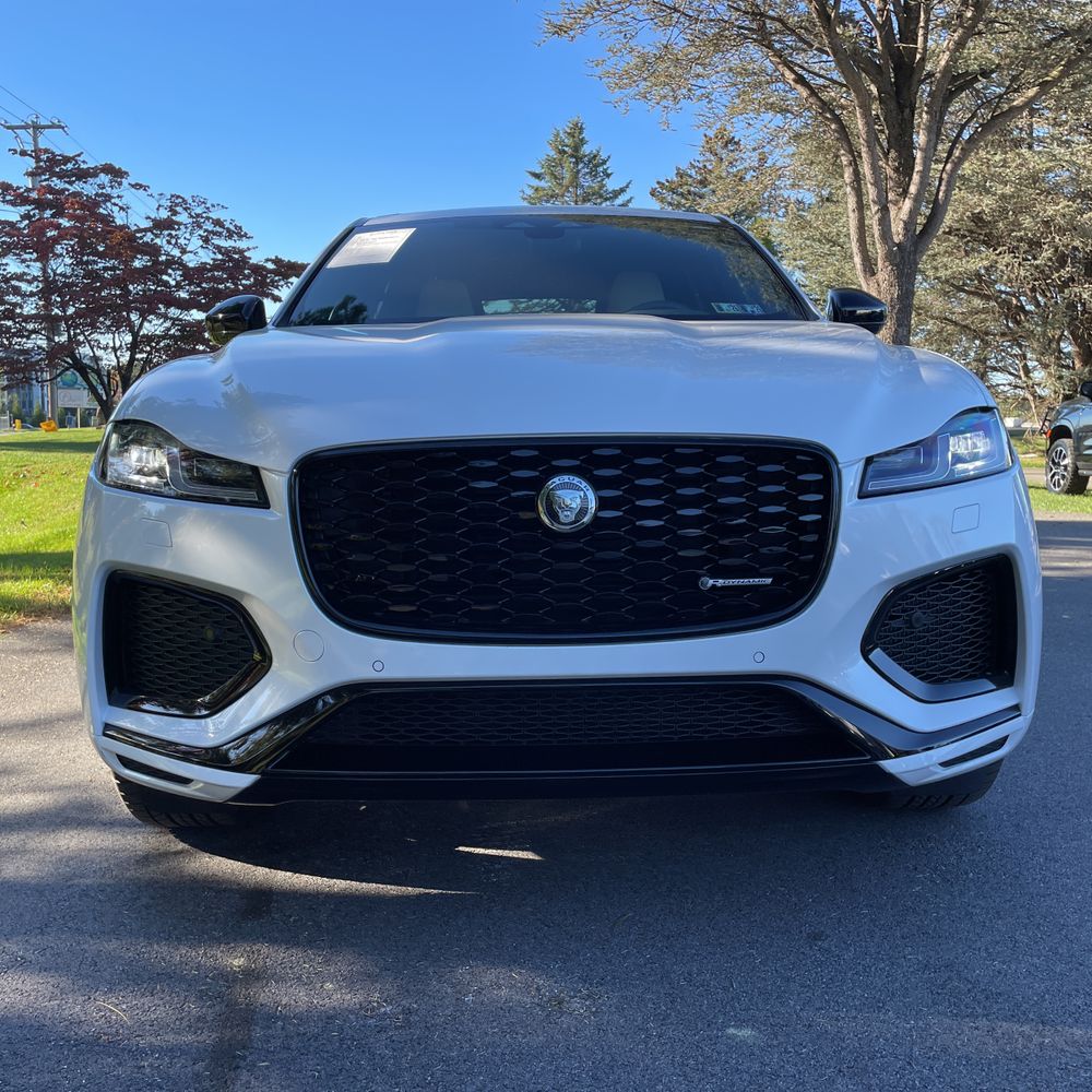 2024 Jaguar F-Pace P400 R-Dynamic S