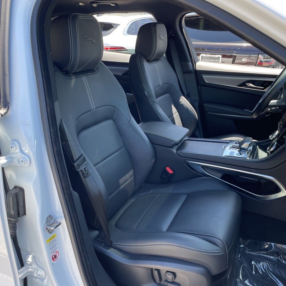 2024 Jaguar F-Pace P400 R-Dynamic S