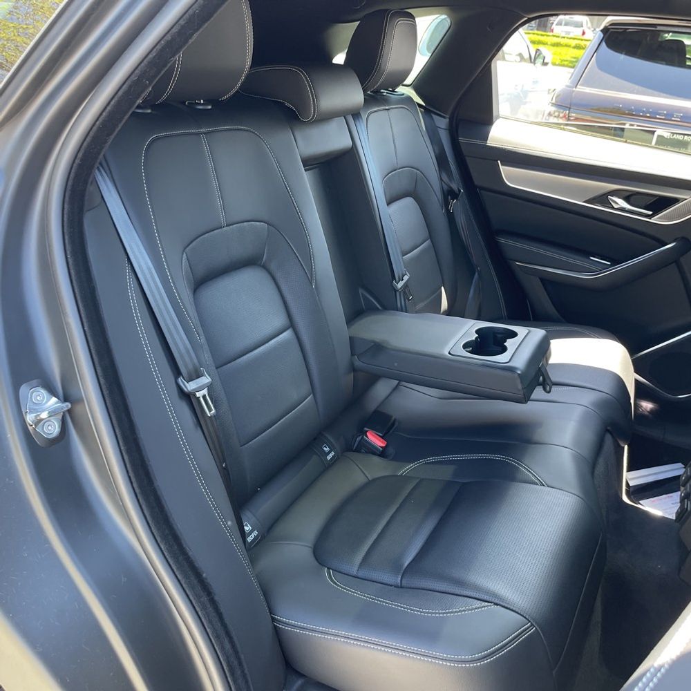 2024 Jaguar F-Pace P400 R-Dynamic S