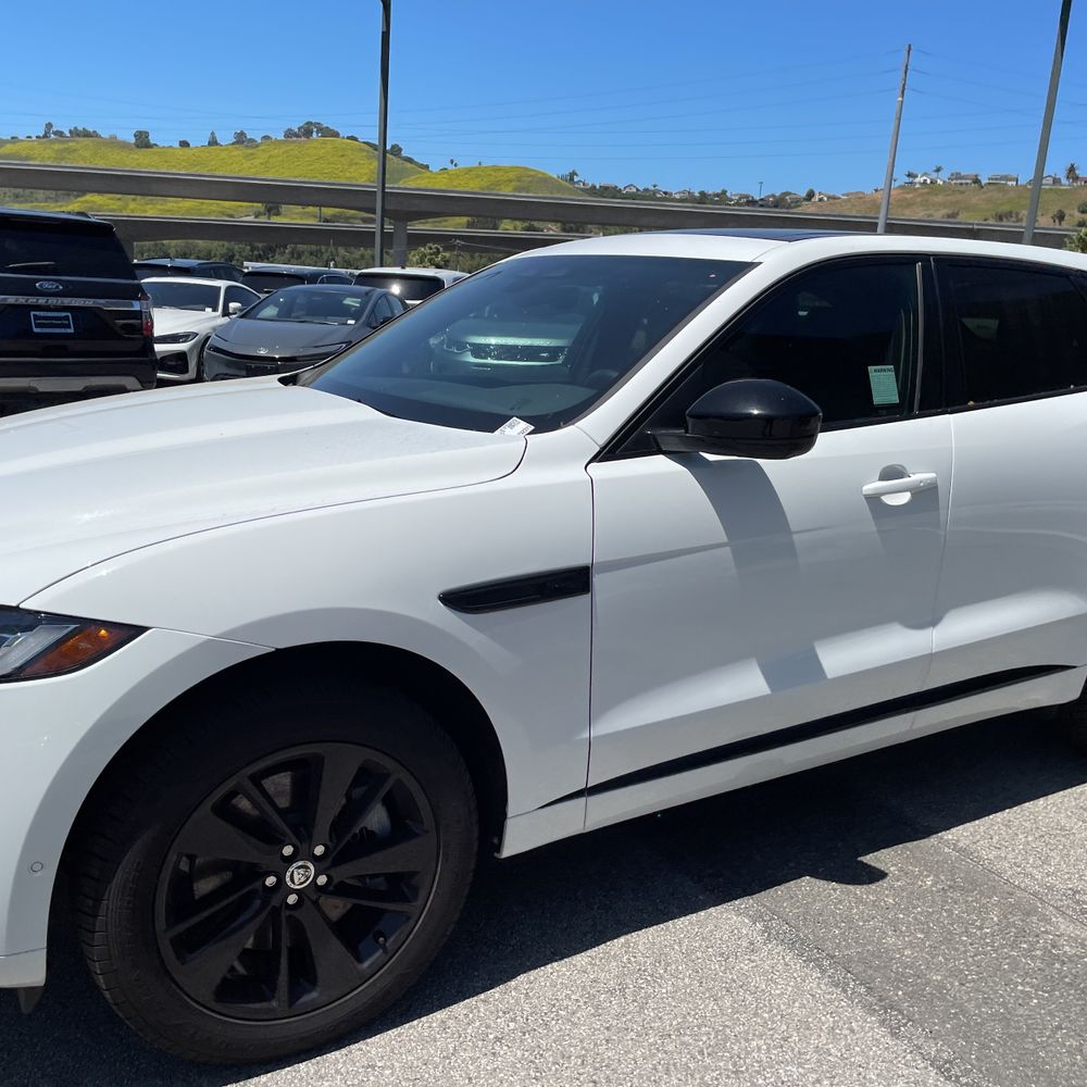 2024 Jaguar F-Pace P400 R-Dynamic S