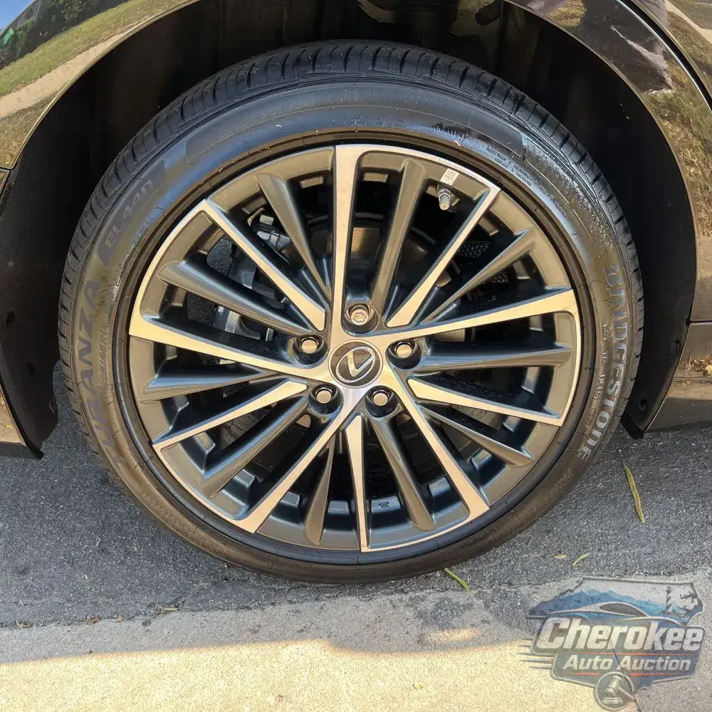 2025 Lexus ES 300h Base