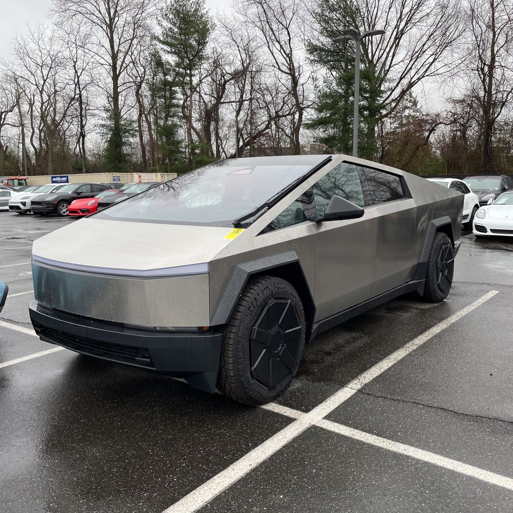 2024 Tesla Cybertruck CyberBeast