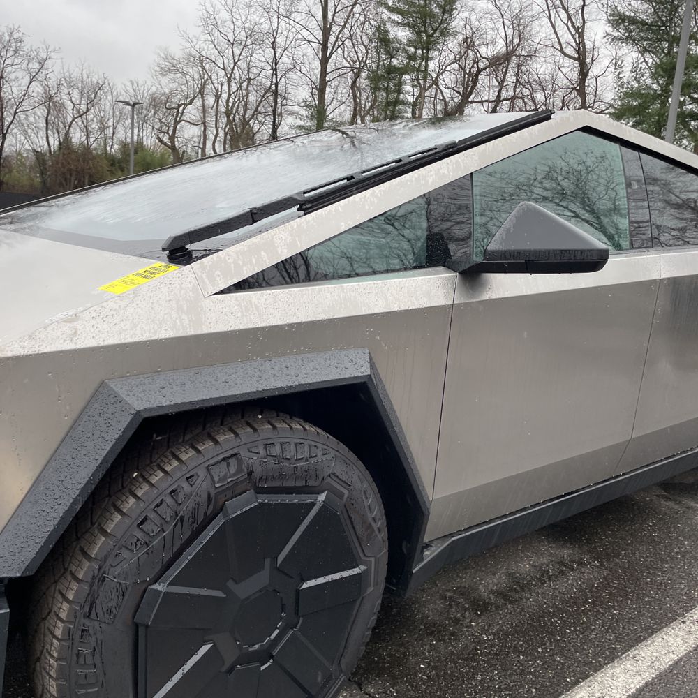 2024 Tesla Cybertruck CyberBeast