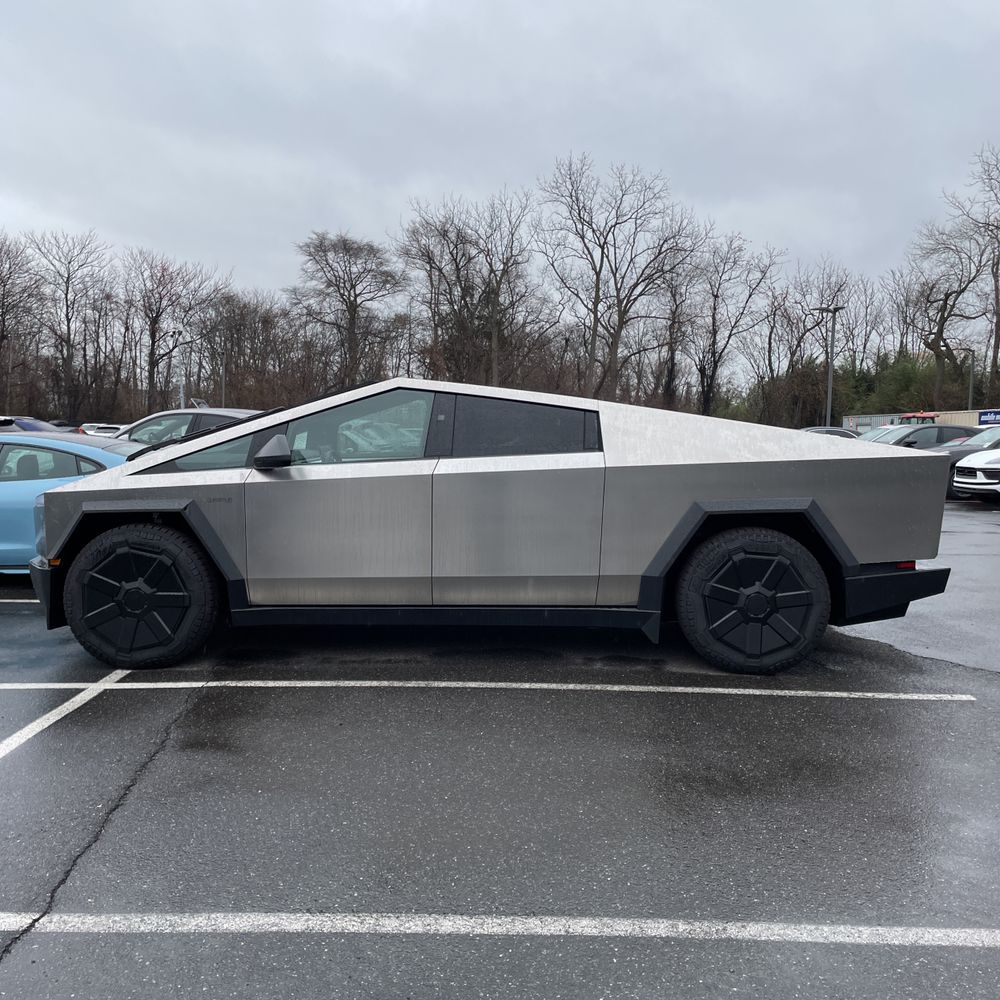 2024 Tesla Cybertruck CyberBeast