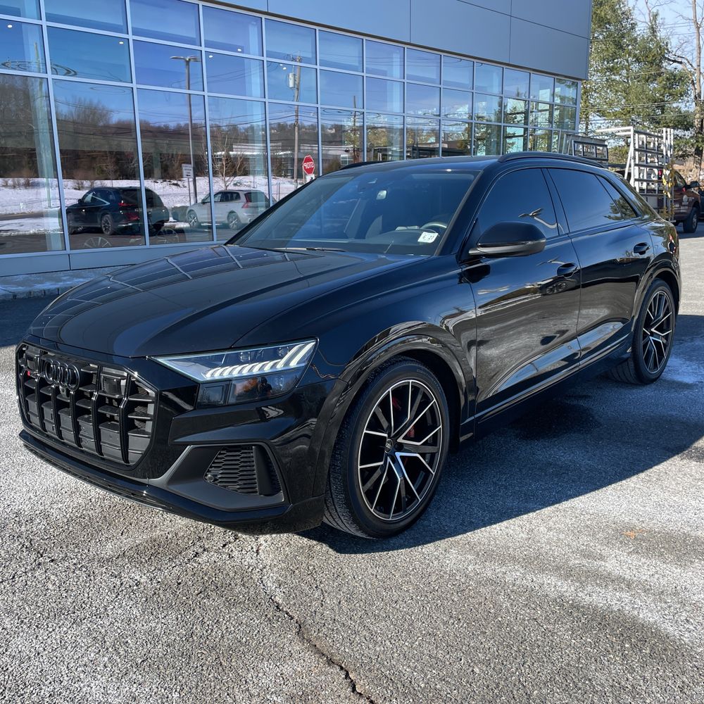 2022 Audi SQ8 Premium Plus