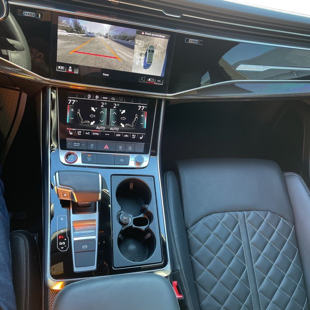 2022 Audi SQ8 Premium Plus