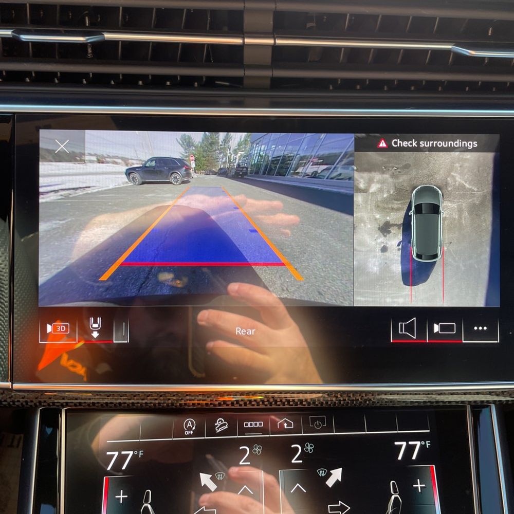2022 Audi SQ8 Premium Plus