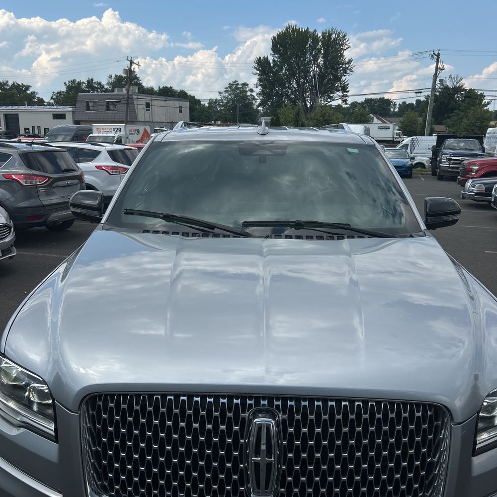 2023 Lincoln Navigator Standard
